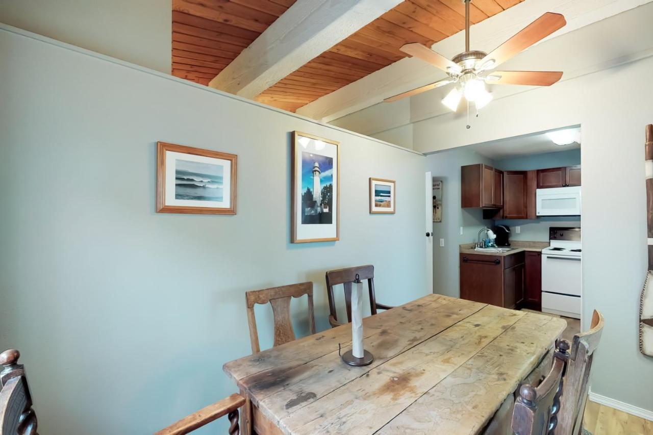 Westport Marina Guest House Экстерьер фото