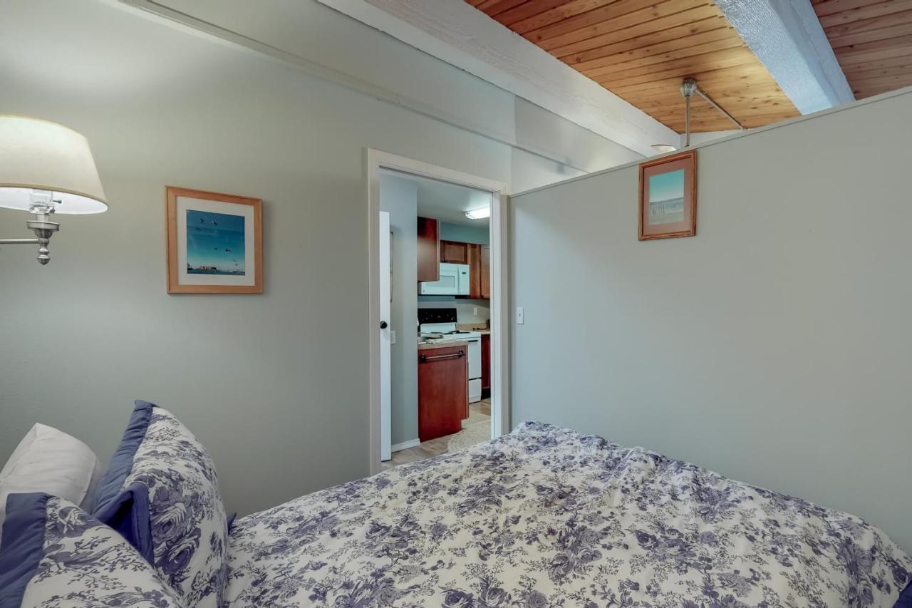 Westport Marina Guest House Экстерьер фото