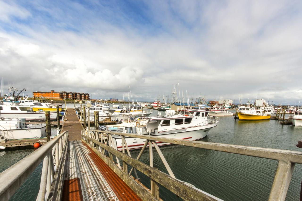 Westport Marina Guest House Экстерьер фото