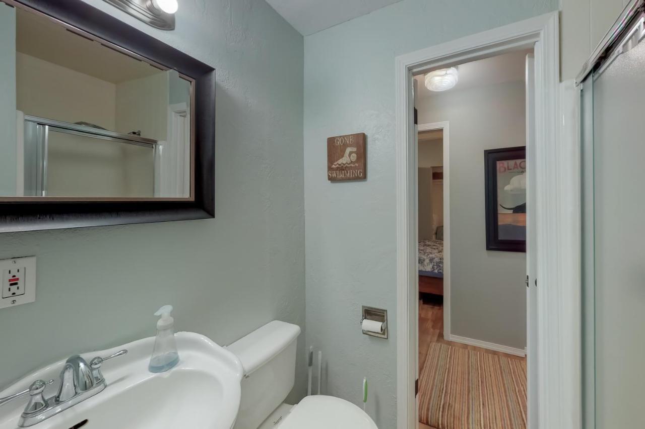 Westport Marina Guest House Экстерьер фото