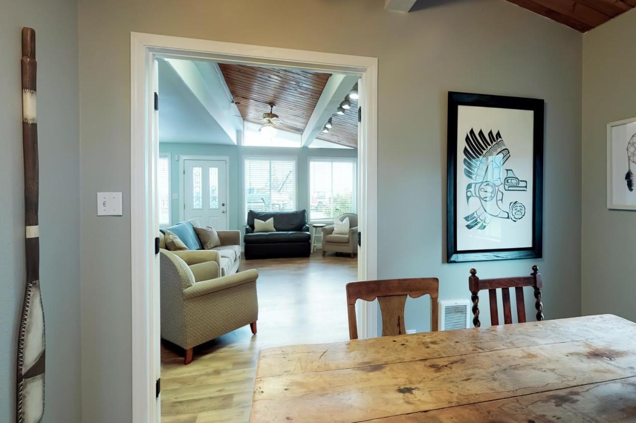 Westport Marina Guest House Экстерьер фото